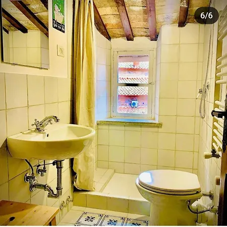 Il Vicolo In The Village Apartment