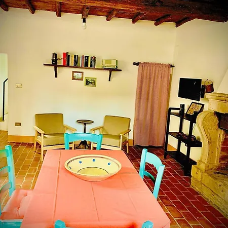 Apartment Il Vicolo In The Village